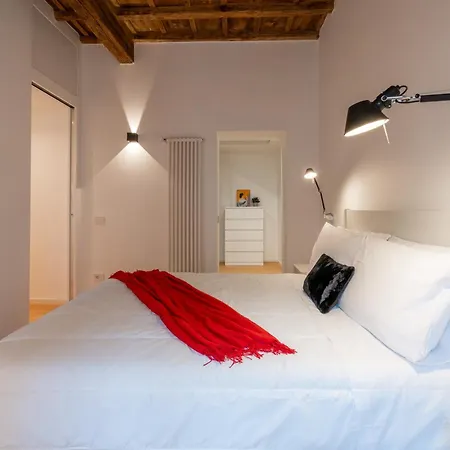 Apartment Sotto Al Letto Del Papa - Borgo Pio - Vaticano