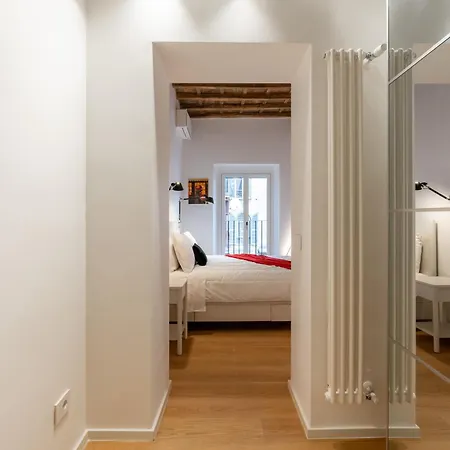 Sotto Al Letto Del Papa - Borgo Pio - Vaticano Apartment