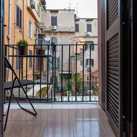 Sotto Al Letto Del Papa - Borgo Pio - Vaticano